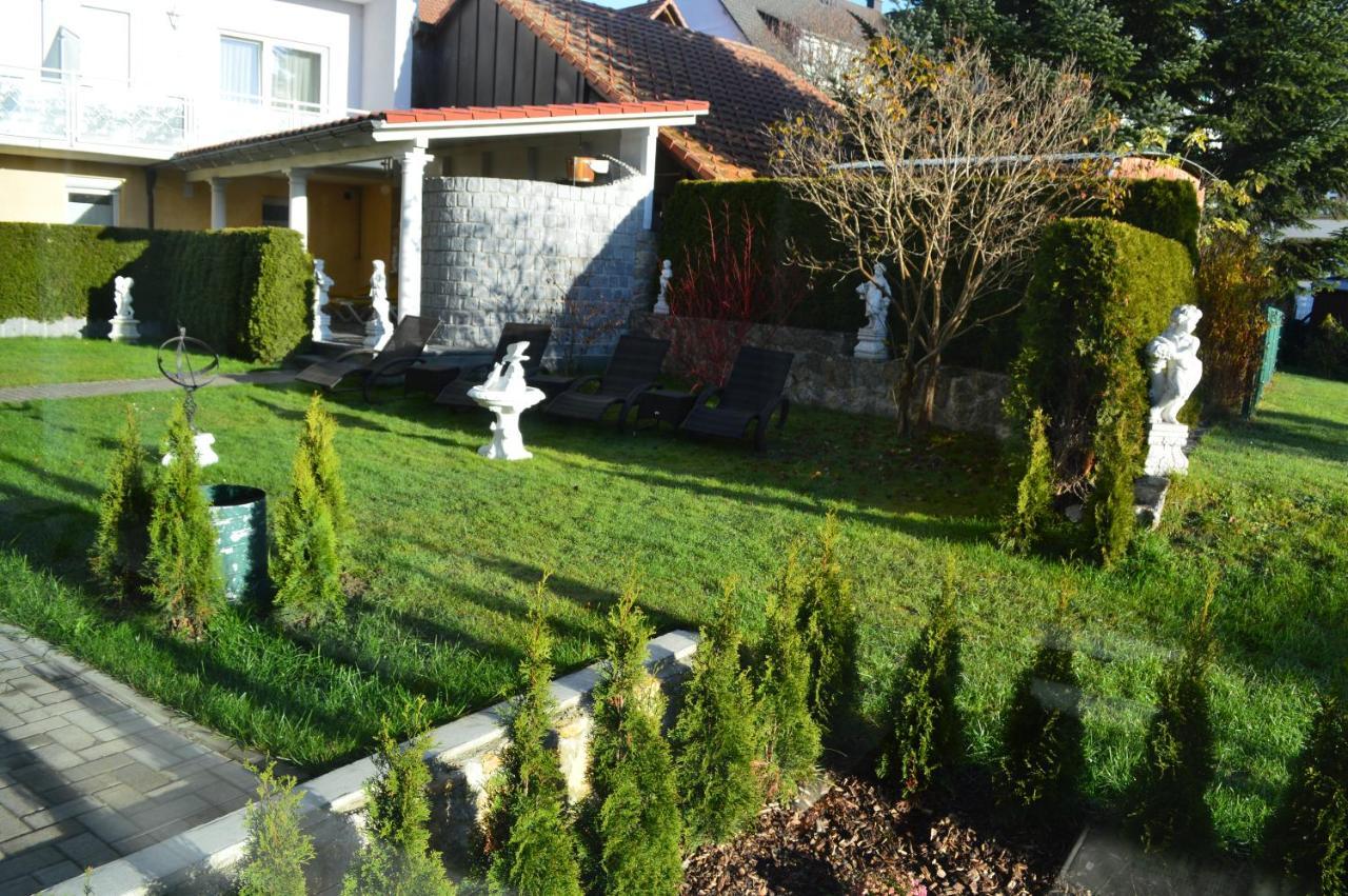 Отель Moehringers Schwarzwald 4*